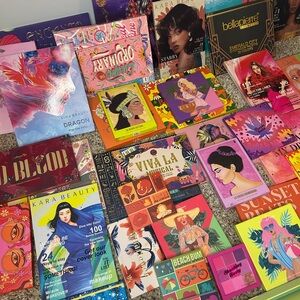 Colorful Eyeshadow Palette Collection